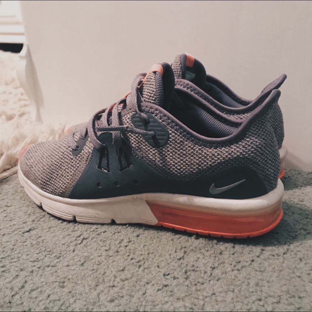 COPY - 🤍 NIKE AIR MAX GRAY AND PINK, GOOD CONDITI…